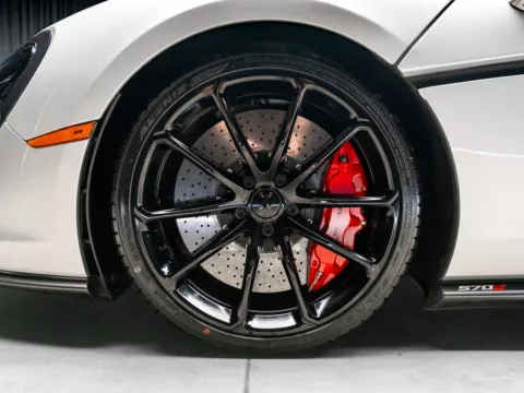 More photos of 2019 McLaren 570S at HyperCars, IN