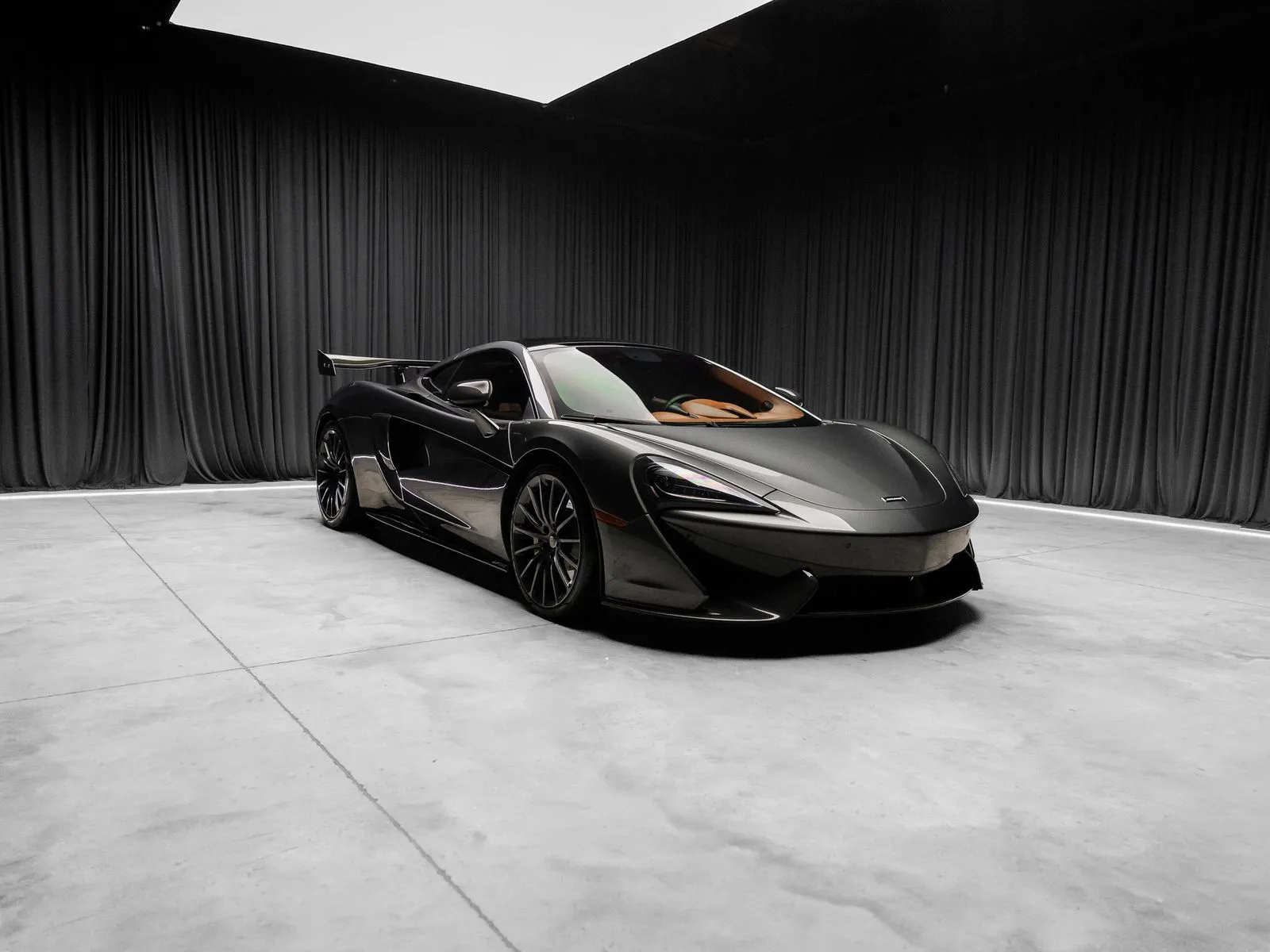 Photos of 2017 McLaren 570GT for sale in New Albany, IN at HyperCars