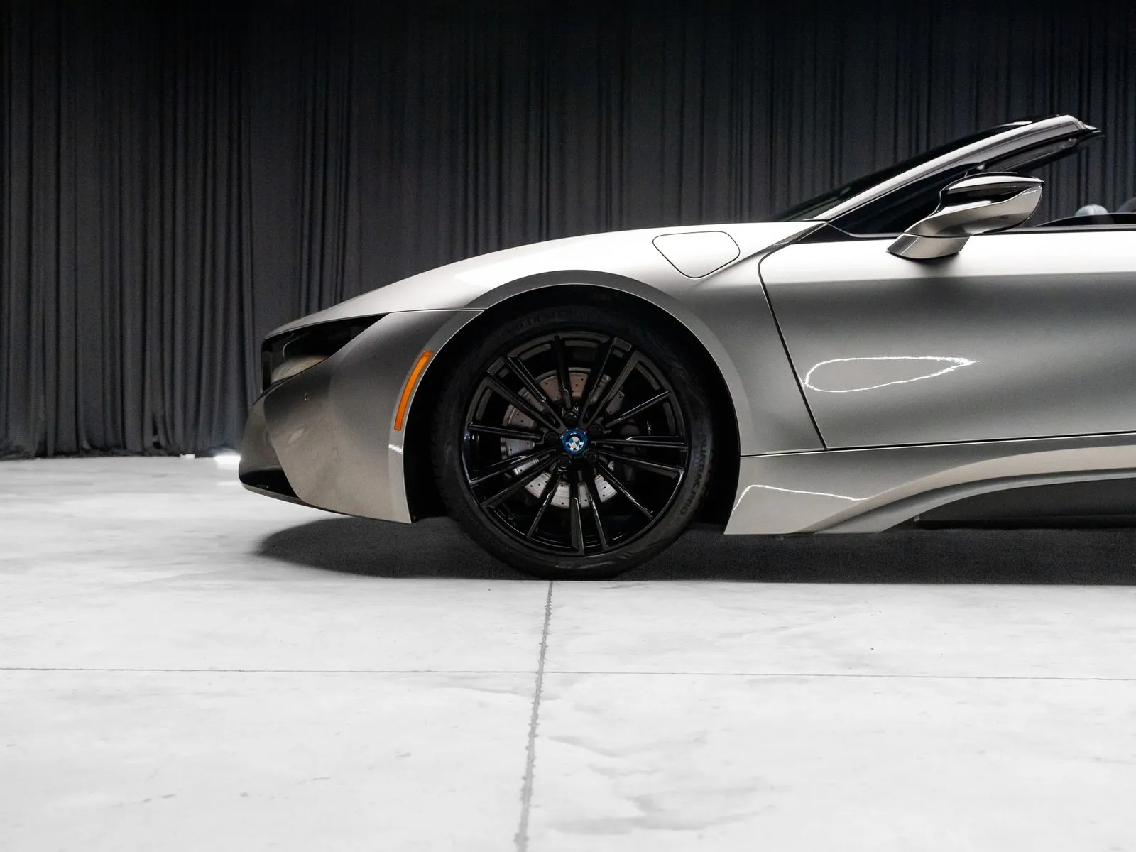 More photos of 2019 BMW i8 at HyperCars, IN