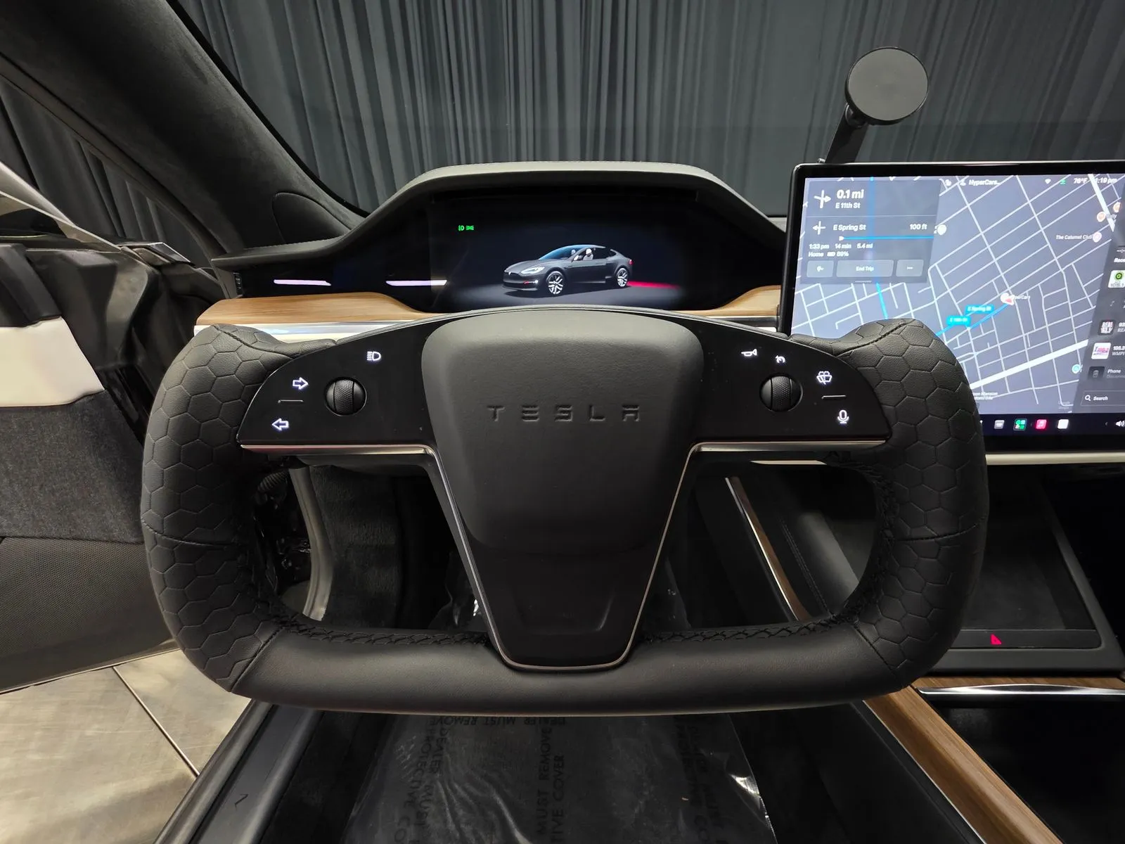 More photos of 2021 Tesla Model S Long Range at HyperCars, IN