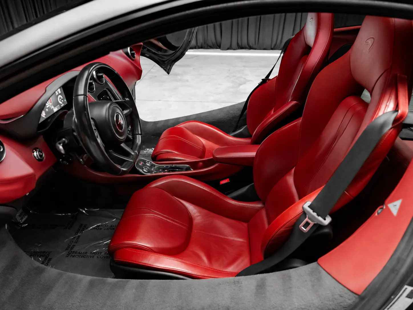 Photos of 2017 McLaren 570GT for sale in New Albany, IN at HyperCars