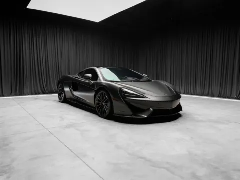 More photos of 2017 McLaren 570GT at HyperCars, IN