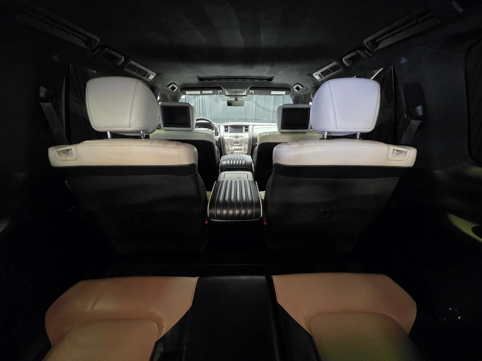 Another view of 2019 INFINITI QX80 Limited for sale in New Albany, IN at HyperCars
