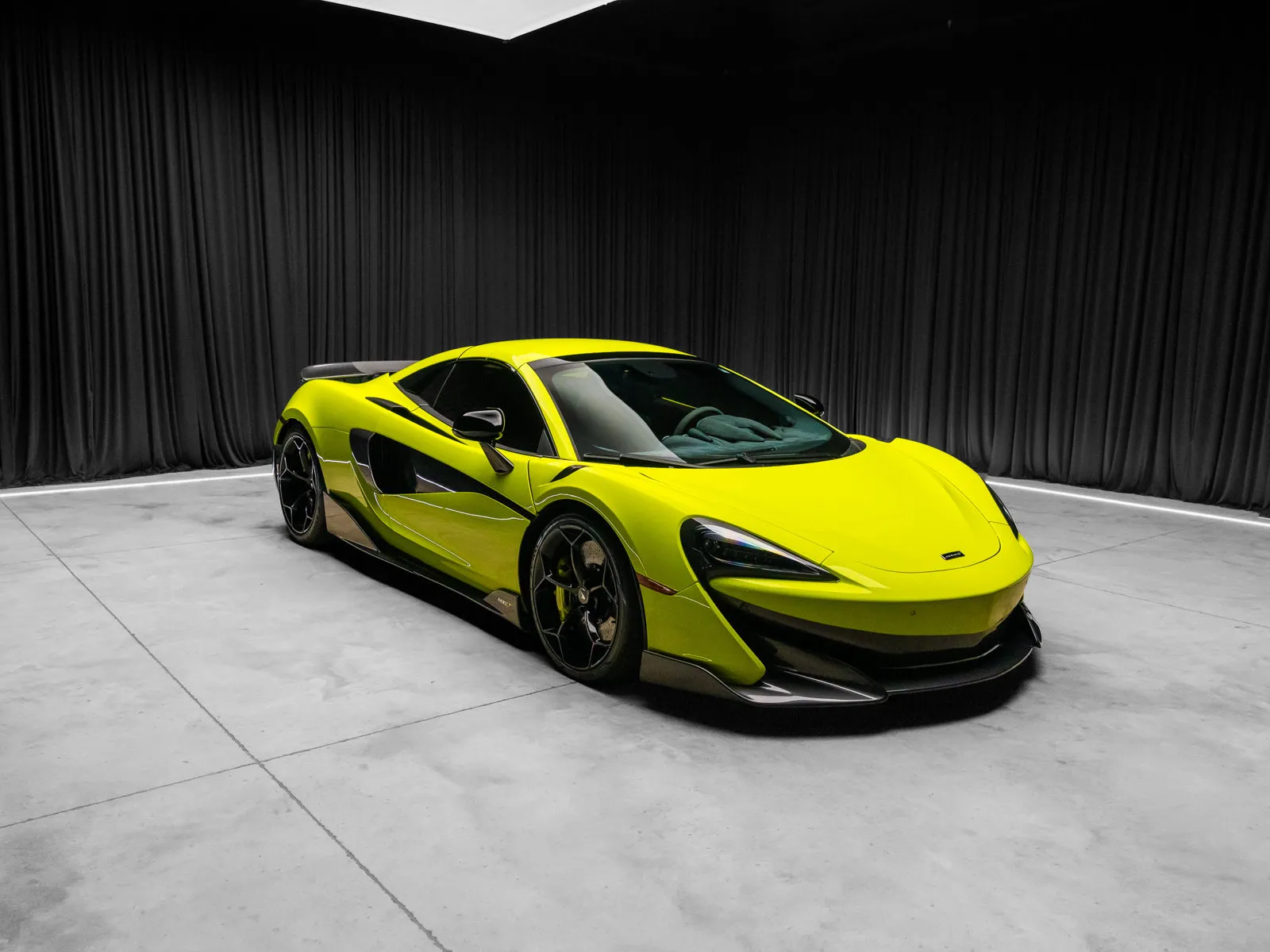 Photos of 2020 McLaren 600LT for sale in New Albany, IN at HyperCars