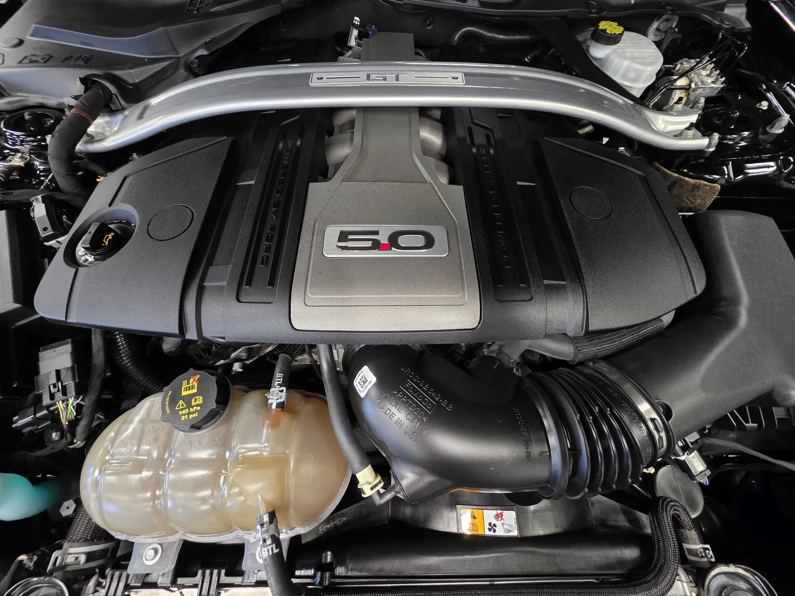 Another view of 2018 Ford Mustang GT Premium for sale in New Albany, IN at HyperCars