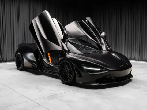Photos of 2018 McLaren 720S Performance for sale in New Albany, IN at HyperCars