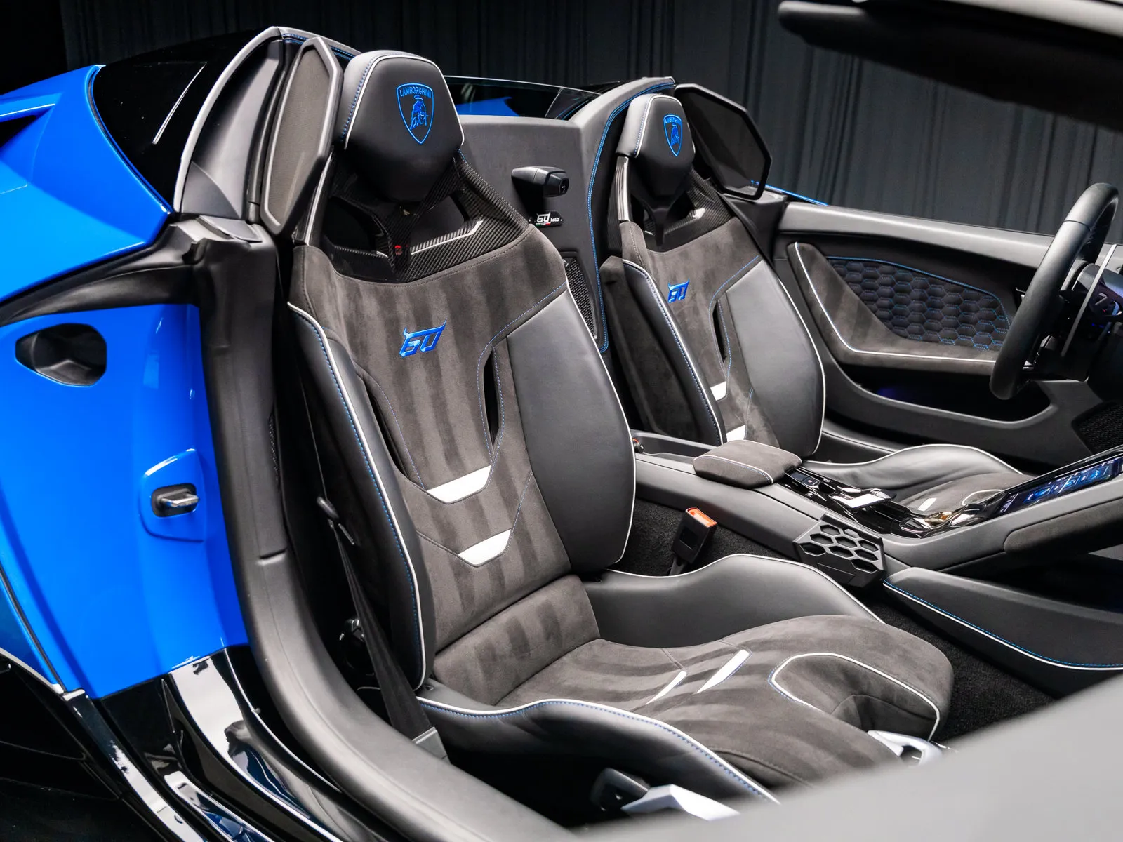 Photos of 2024 Lamborghini Huracan EVO EVO Spyder for sale in New Albany, IN at HyperCars