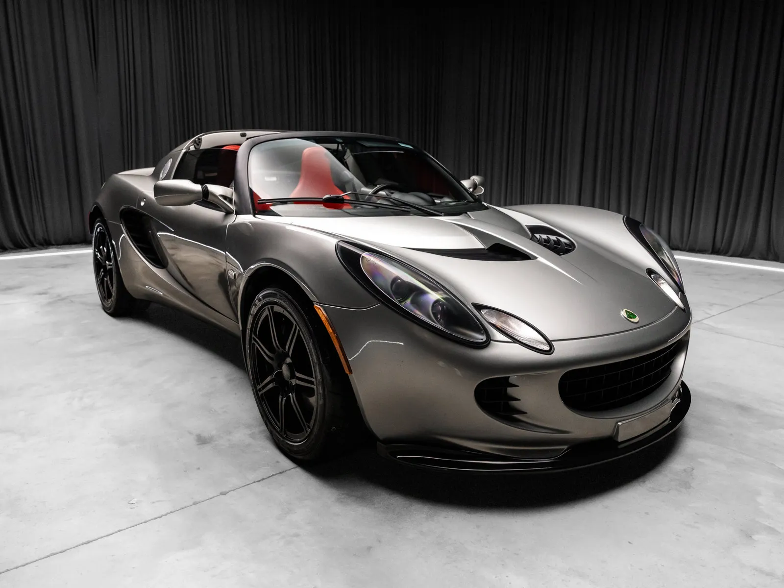 More photos of 2005 Lotus Elise at HyperCars, IN