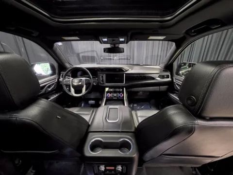 Photos of 2022 GMC Yukon Denali for sale in New Albany, IN at HyperCars