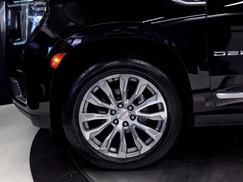 More photos of 2022 GMC Yukon Denali at HyperCars, IN