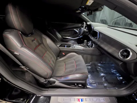 Photos of 2021 Chevrolet Camaro ZL1 for sale in New Albany, IN at HyperCars