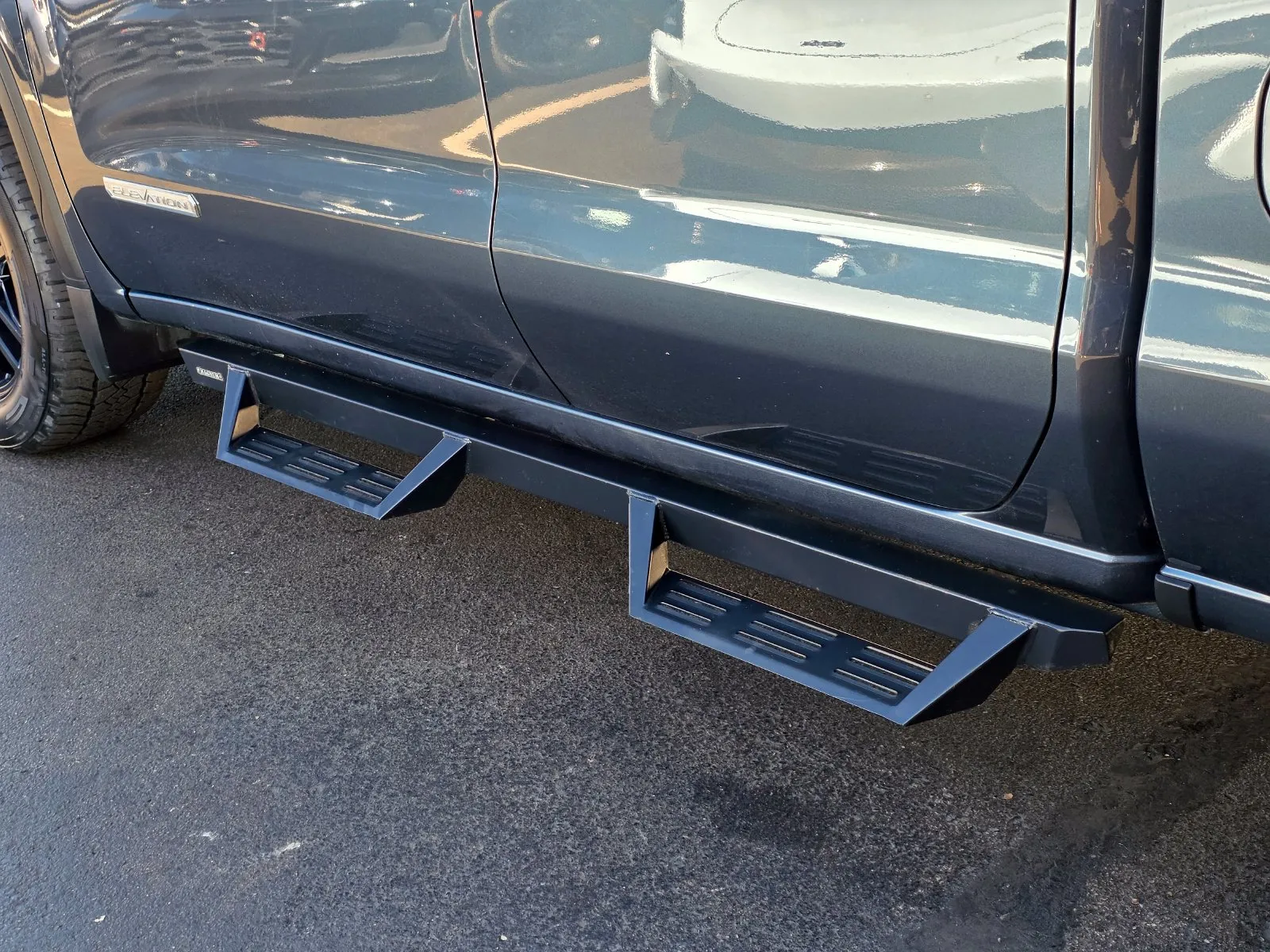 More photos of 2019 GMC Sierra 1500 Elevation at HyperCars, IN