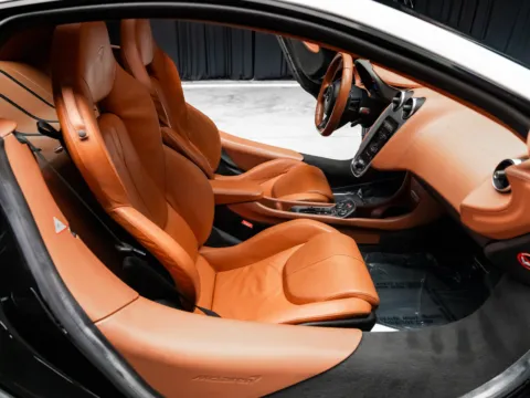 More photos of 2017 McLaren 570GT at HyperCars, IN