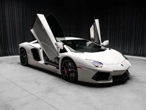 Photos of 2014 Lamborghini Aventador LP700-4 for sale in New Albany, IN at HyperCars
