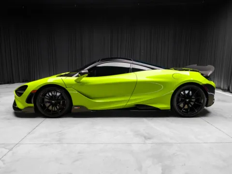 More photos of 2021 McLaren 765LT at HyperCars, IN