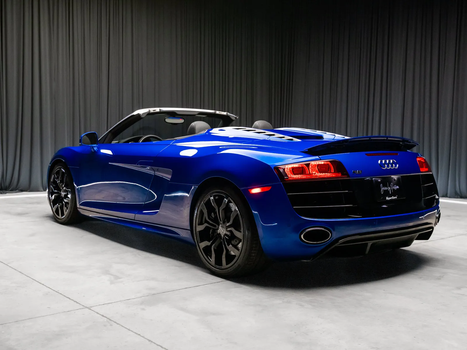 More photos of 2012 Audi R8 5.2 at HyperCars, IN