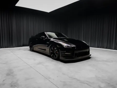 More photos of 2009 Nissan GT-R Premium at HyperCars, IN