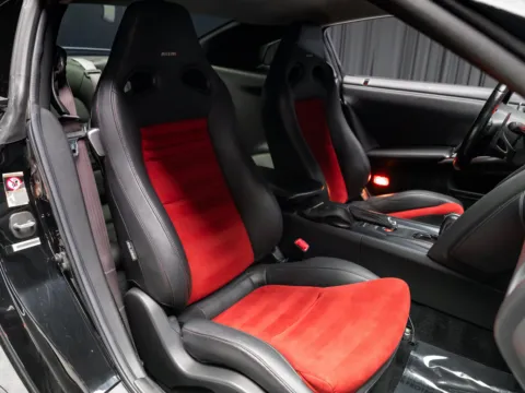 Photos of 2009 Nissan GT-R Premium for sale in New Albany, IN at HyperCars