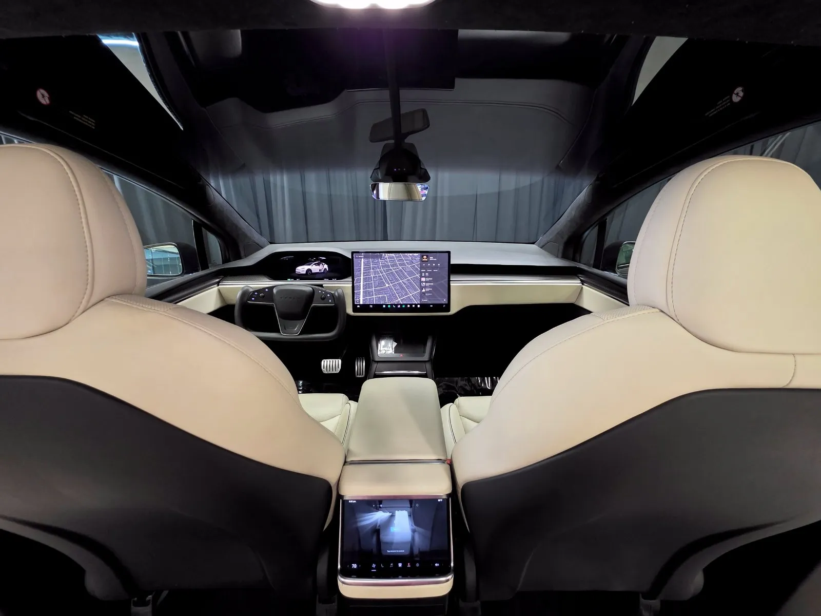 Photos of 2023 Tesla Model X Plaid for sale in New Albany, IN at HyperCars