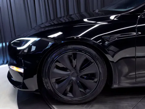 More photos of 2022 Tesla Model S at HyperCars, IN