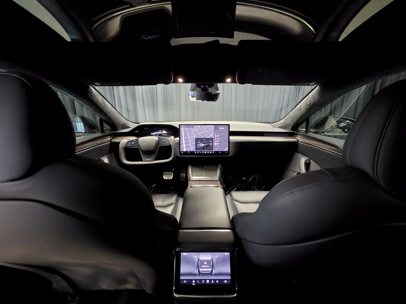 Photos of 2022 Tesla Model S for sale in New Albany, IN at HyperCars