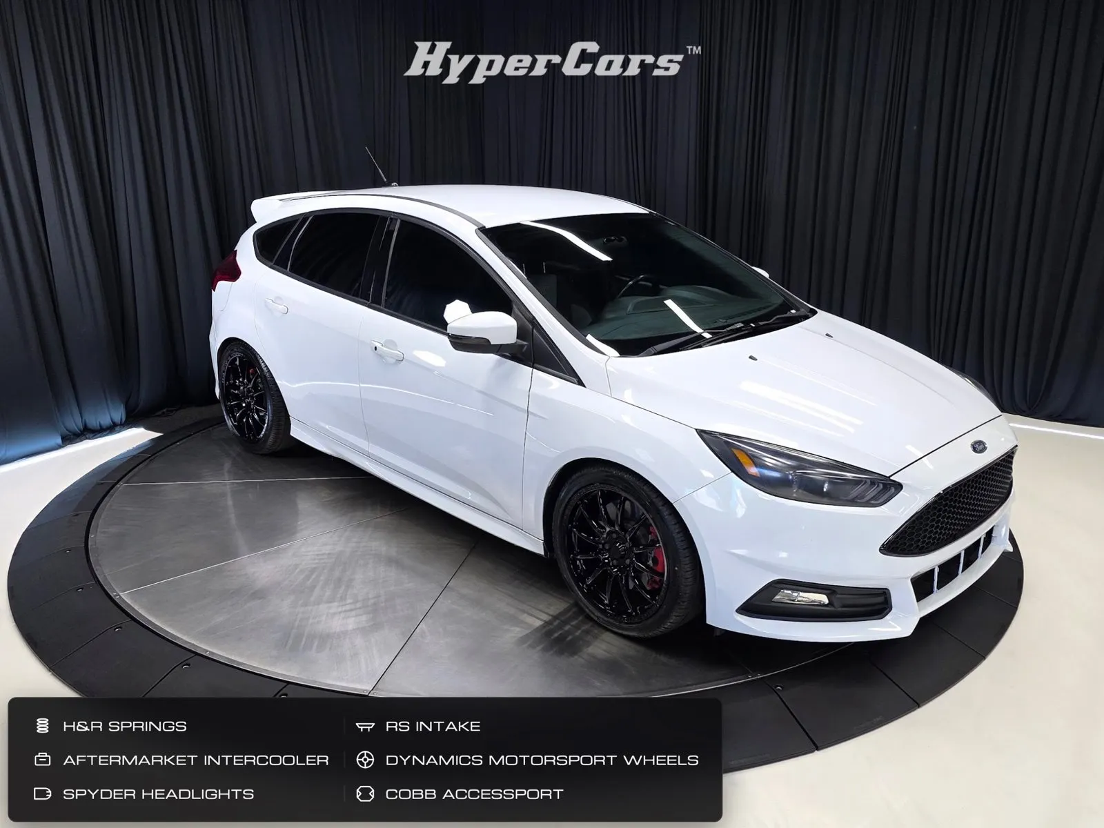 White 2017 Ford Focus ST for sale in New Albany, IN