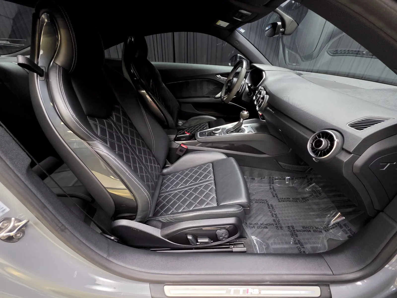 Photos of 2018 Audi TT RS 2.5T for sale in New Albany, IN at HyperCars