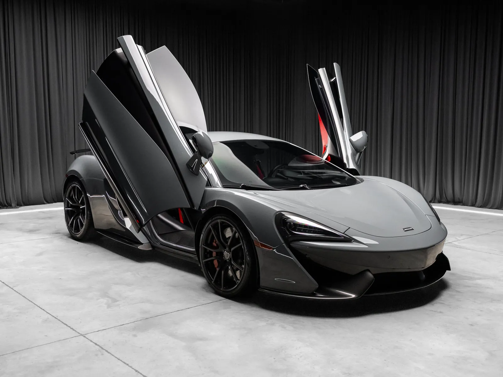Photos of 2016 McLaren 570S for sale in New Albany, IN at HyperCars
