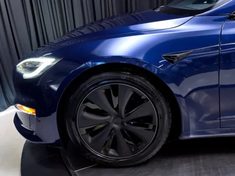 More photos of 2022 Tesla Model S at HyperCars, IN