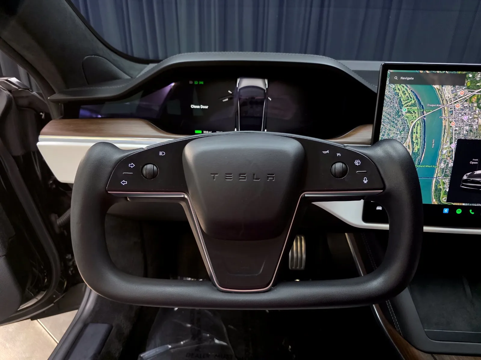 Another view of 2022 Tesla Model S Plaid for sale in New Albany, IN at HyperCars