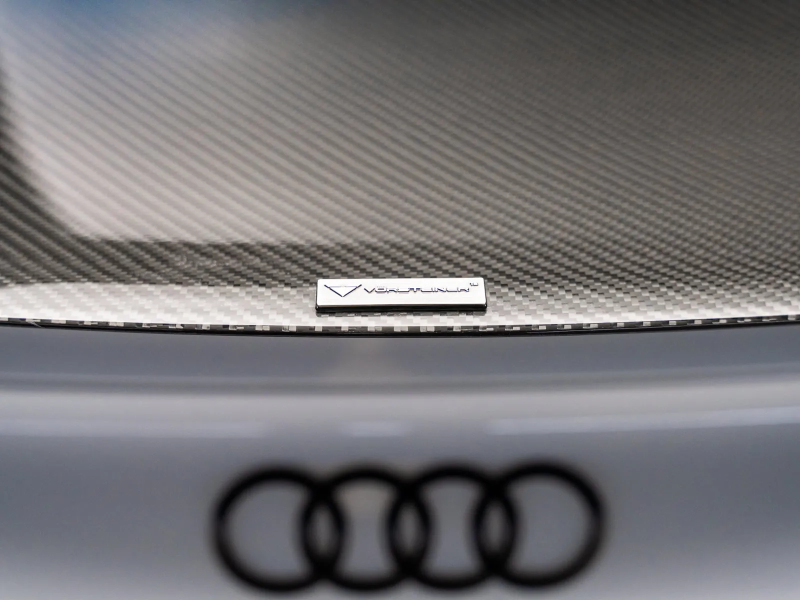 More photos of 2017 Audi R8 5.2 at HyperCars, IN