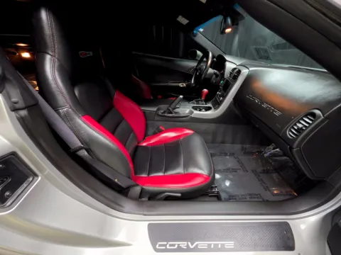 Photos of 2006 Chevrolet Corvette Z06 for sale in New Albany, IN at HyperCars