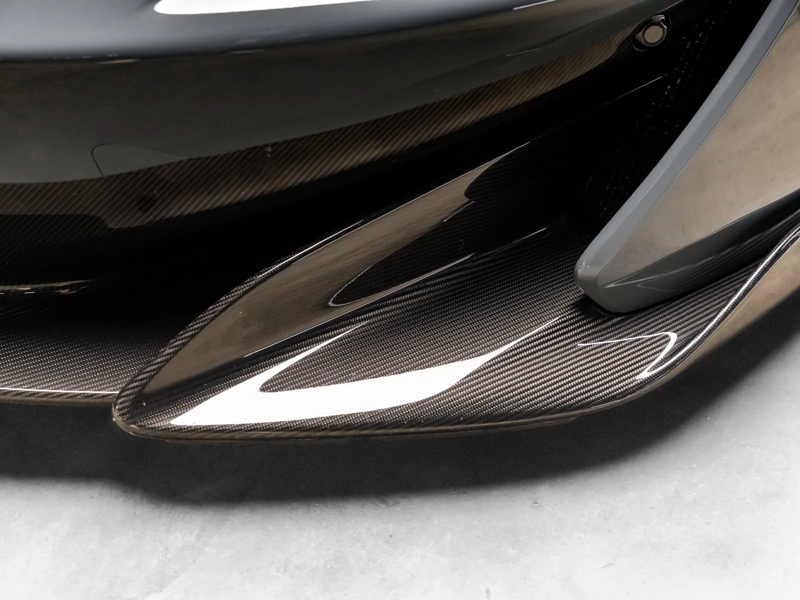 Photos of 2019 McLaren 600LT for sale in New Albany, IN at HyperCars