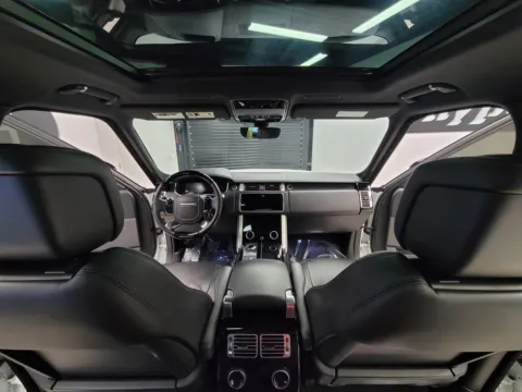 Another view of 2020 Land Rover Range Rover HSE for sale in New Albany, IN at HyperCars