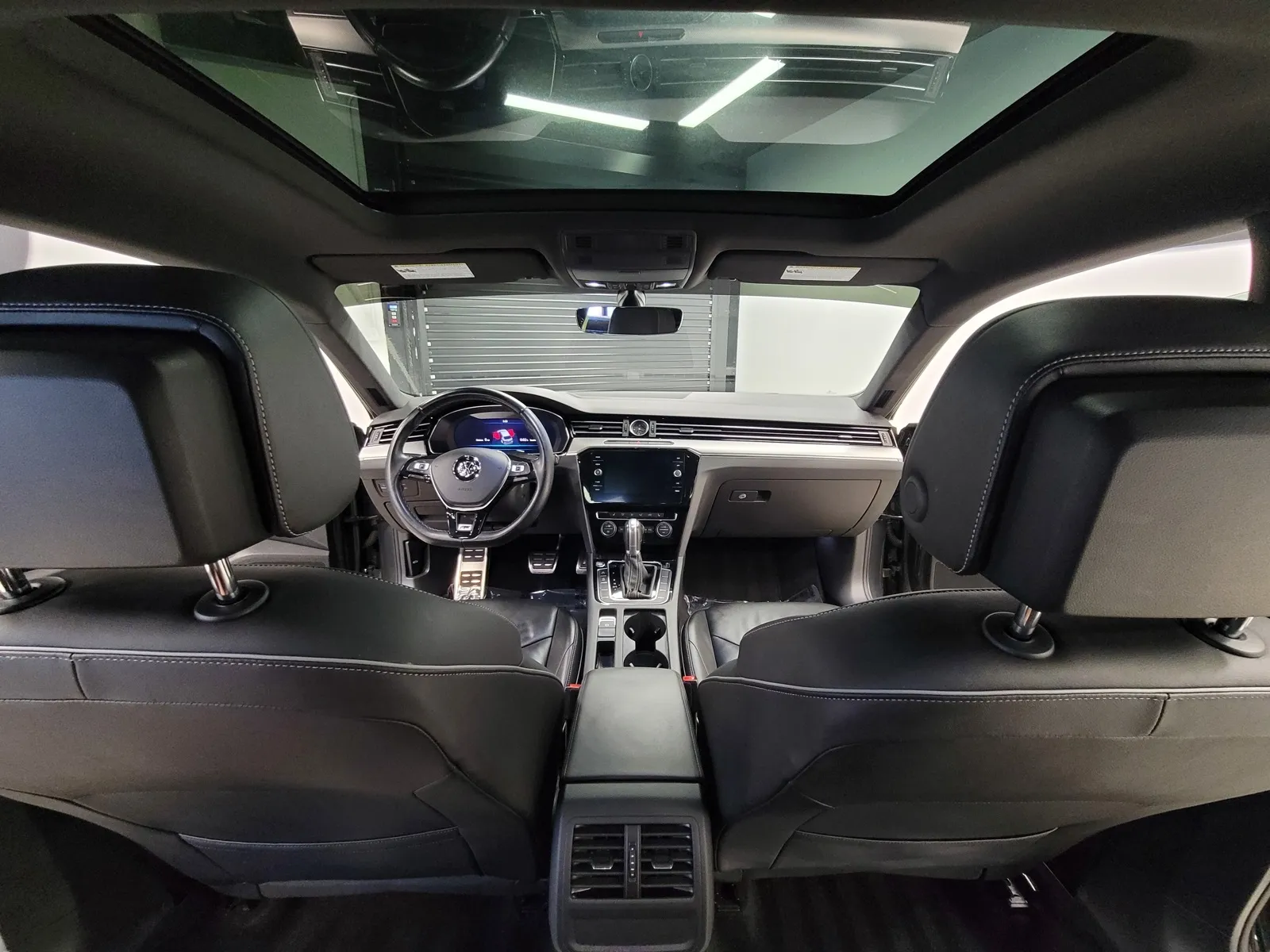Photos of 2019 Volkswagen Arteon 2.0T SEL R-Line for sale in New Albany, IN at HyperCars