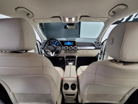 Another view of 2020 Mercedes-Benz GLB 250 for sale in New Albany, IN at HyperCars