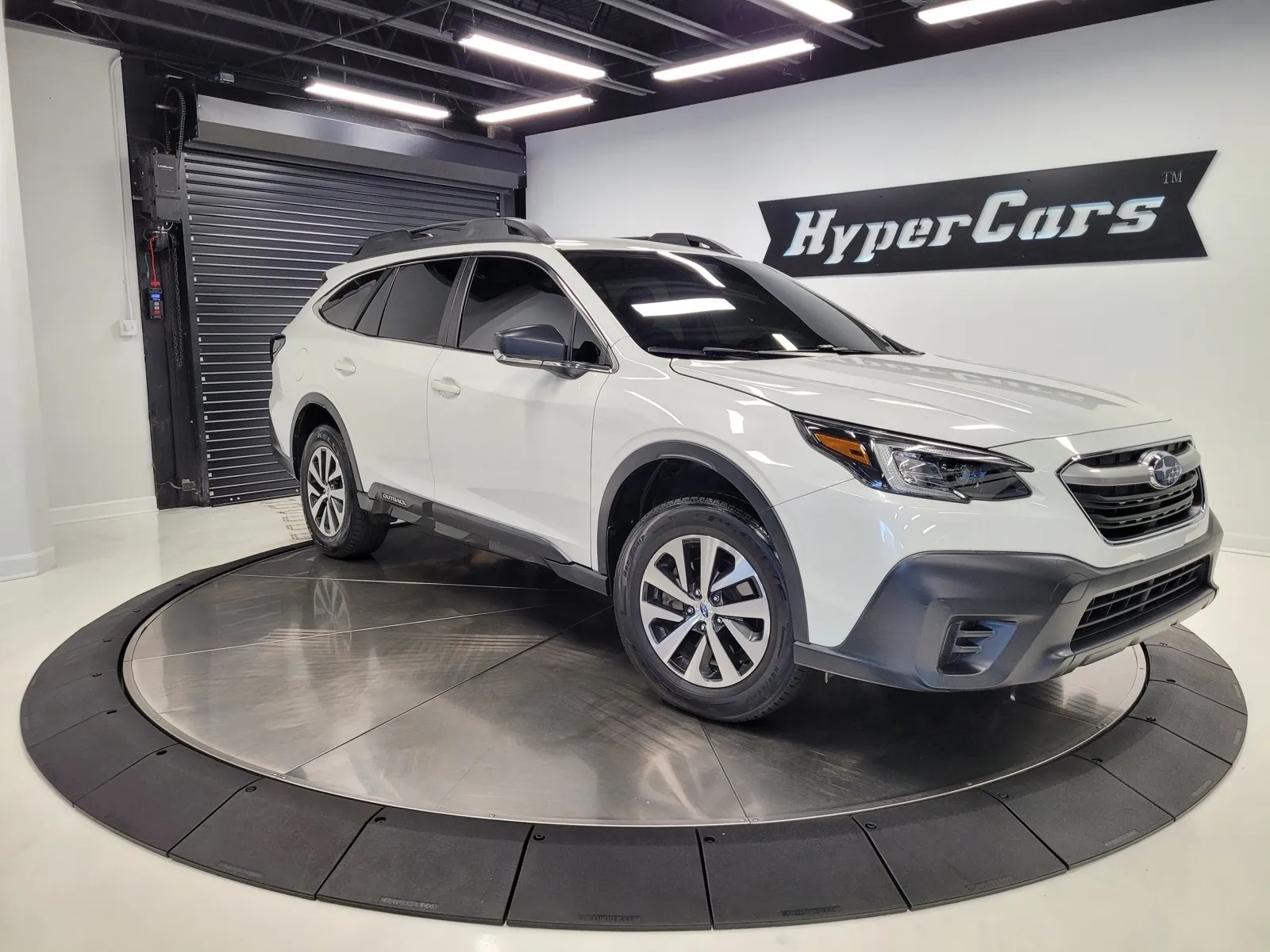 White 2020 Subaru Outback 2.5i for sale in New Albany, IN