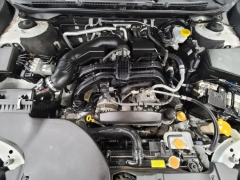 More photos of 2020 Subaru Outback 2.5i at HyperCars, IN