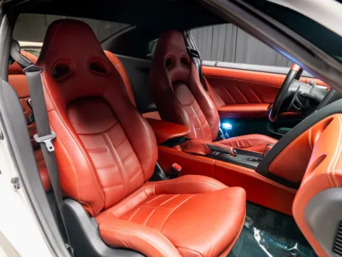 More photos of 2016 Nissan GT-R Premium at HyperCars, IN