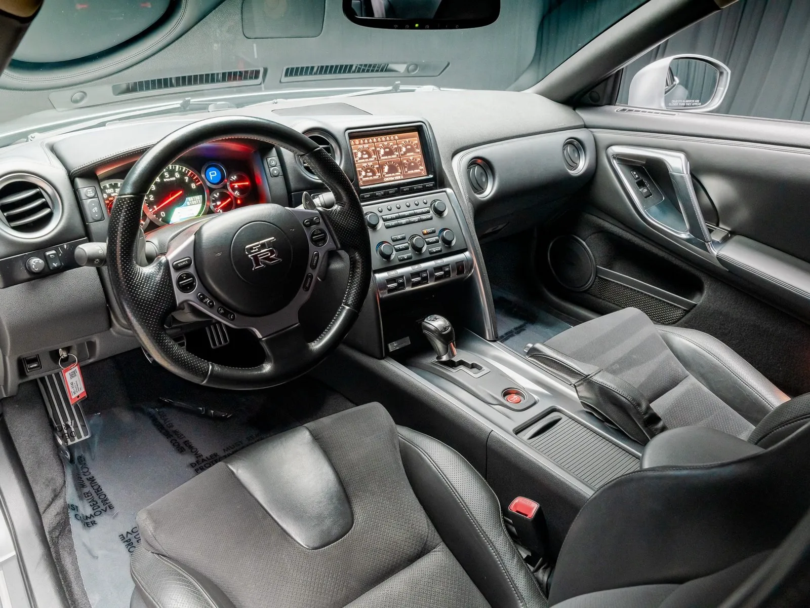 More photos of 2009 Nissan GT-R Premium at HyperCars, IN