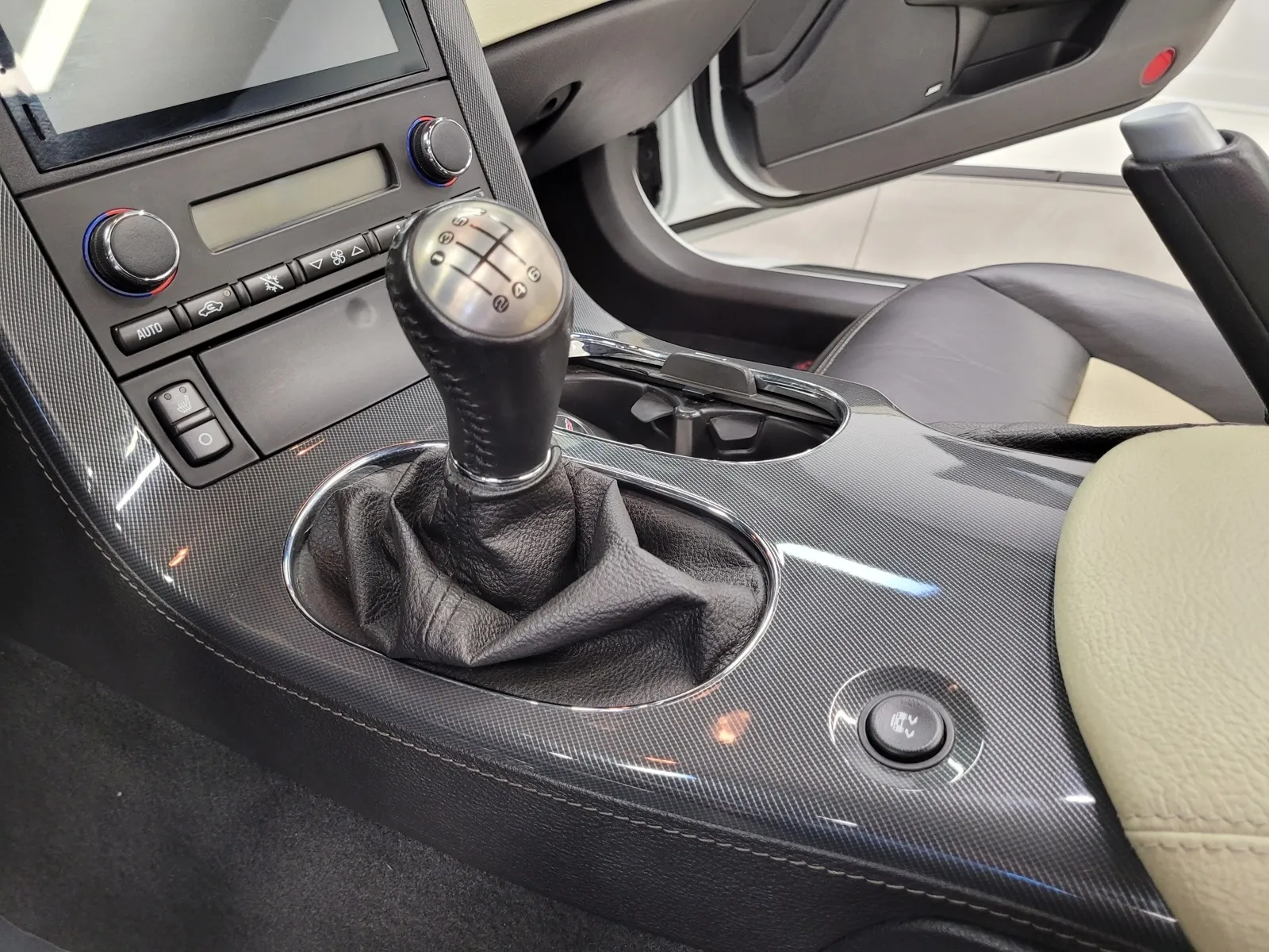 Photos of 2008 Chevrolet Corvette for sale in New Albany, IN at HyperCars