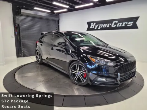 Black 2018 Ford Focus ST for sale in New Albany, IN