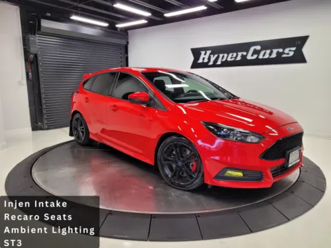 Red 2016 Ford Focus ST for sale in New Albany, IN
