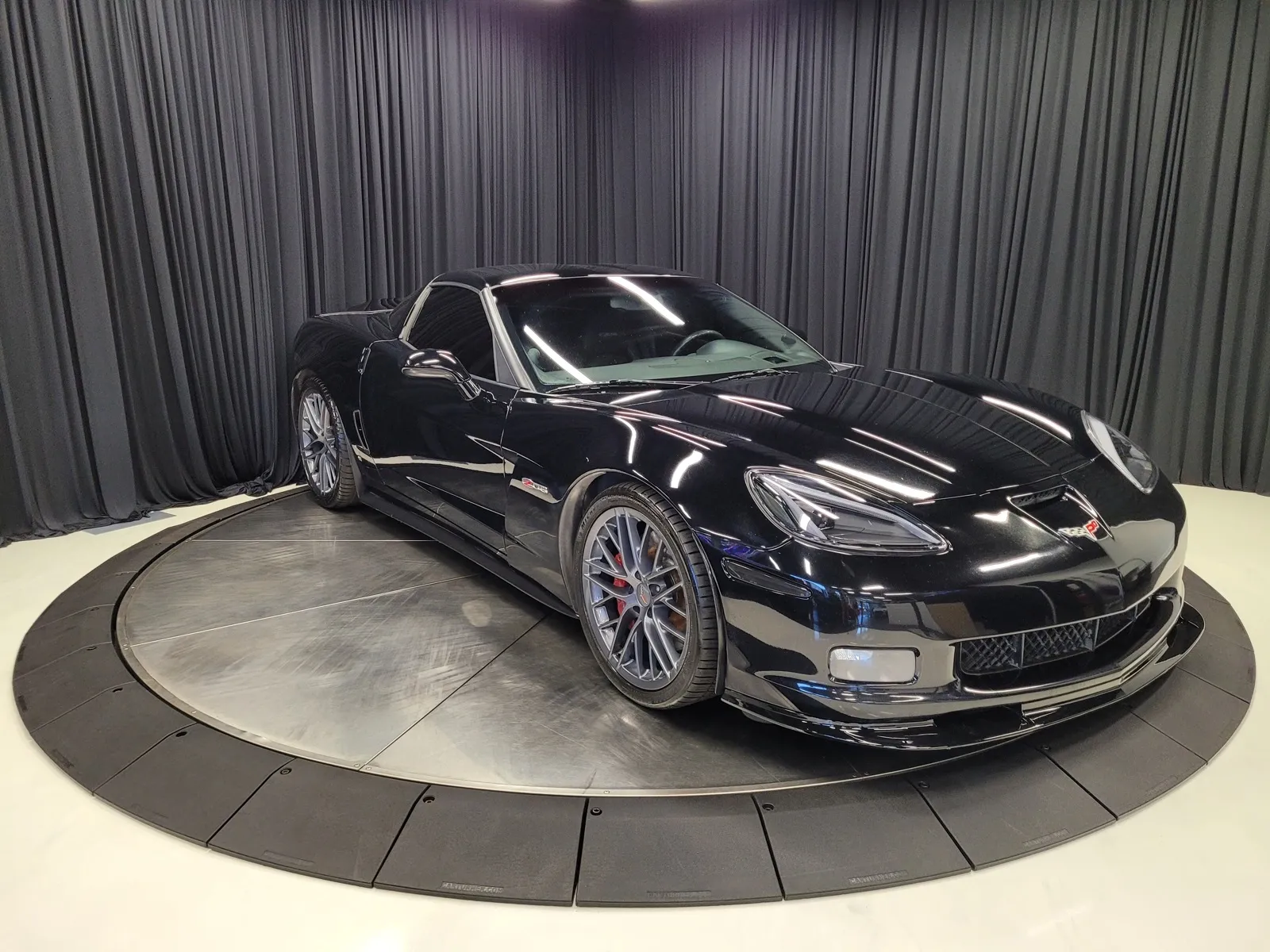More photos of 2007 Chevrolet Corvette Z06 at HyperCars, IN