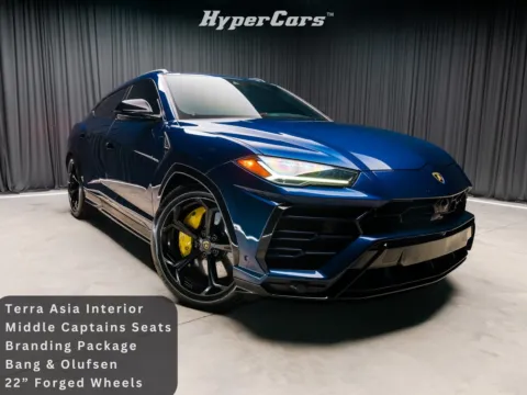 Blue 2019 Lamborghini Urus for sale in New Albany, IN