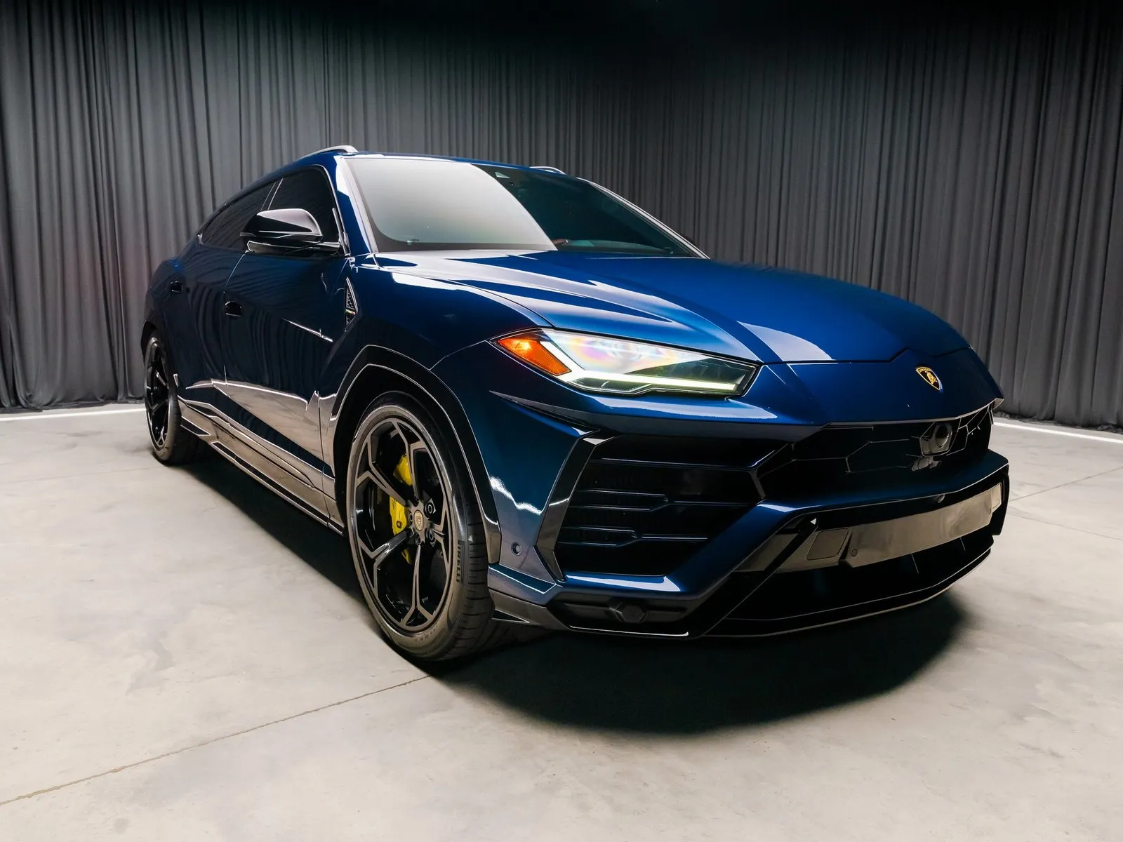 Another view of 2019 Lamborghini Urus for sale in New Albany, IN at HyperCars