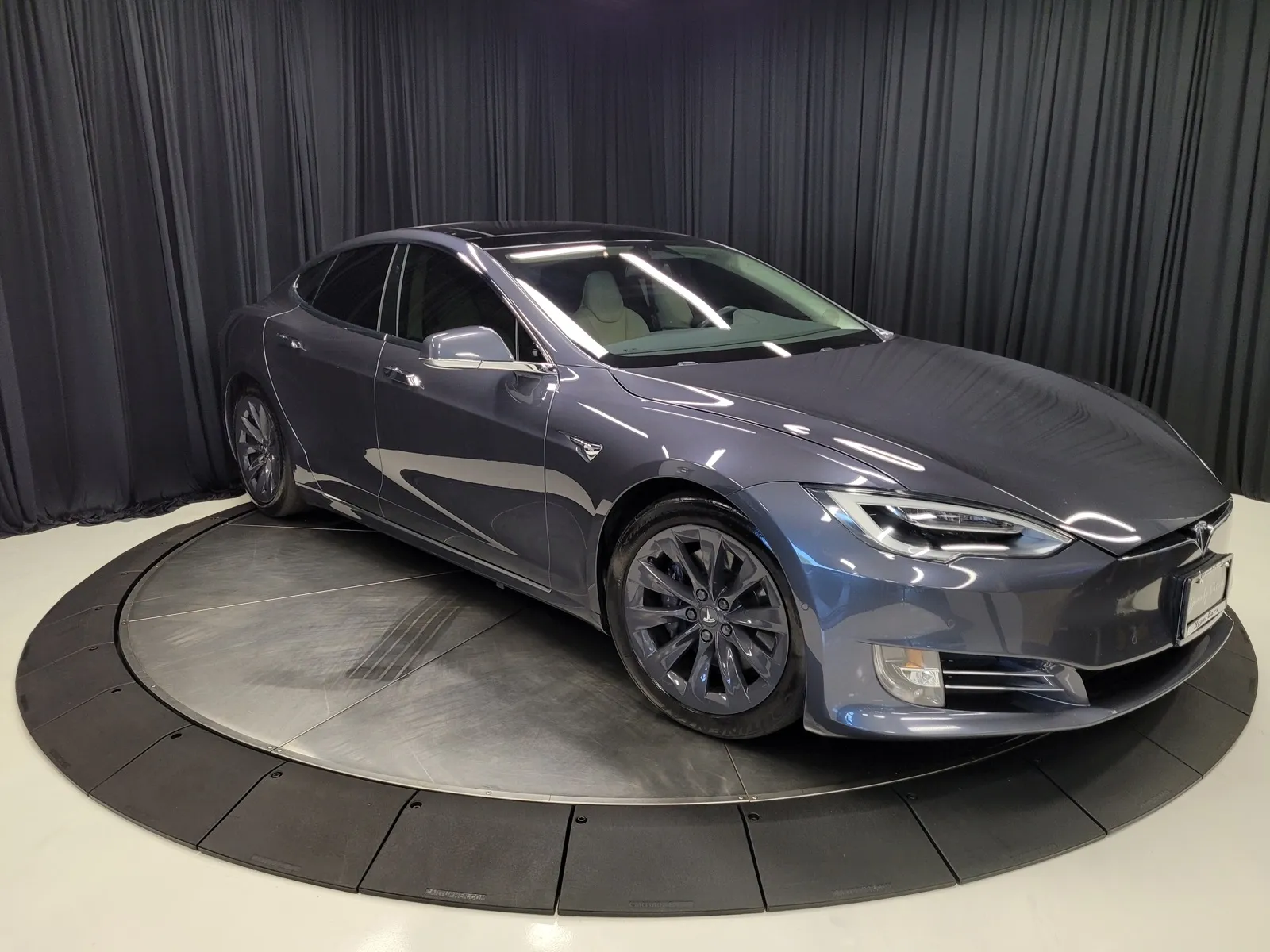 Gray 2018 Tesla Model S 75D for sale in New Albany, IN