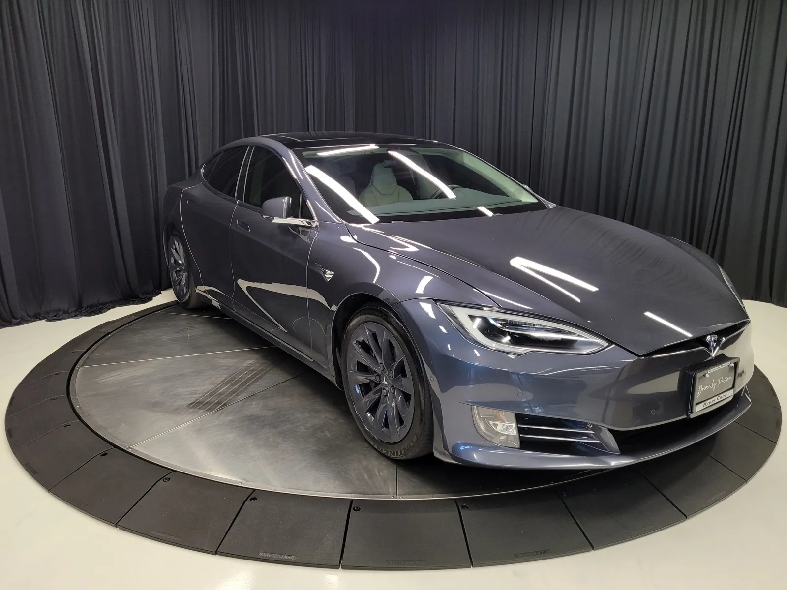 Photos of 2018 Tesla Model S 75D for sale in New Albany, IN at HyperCars