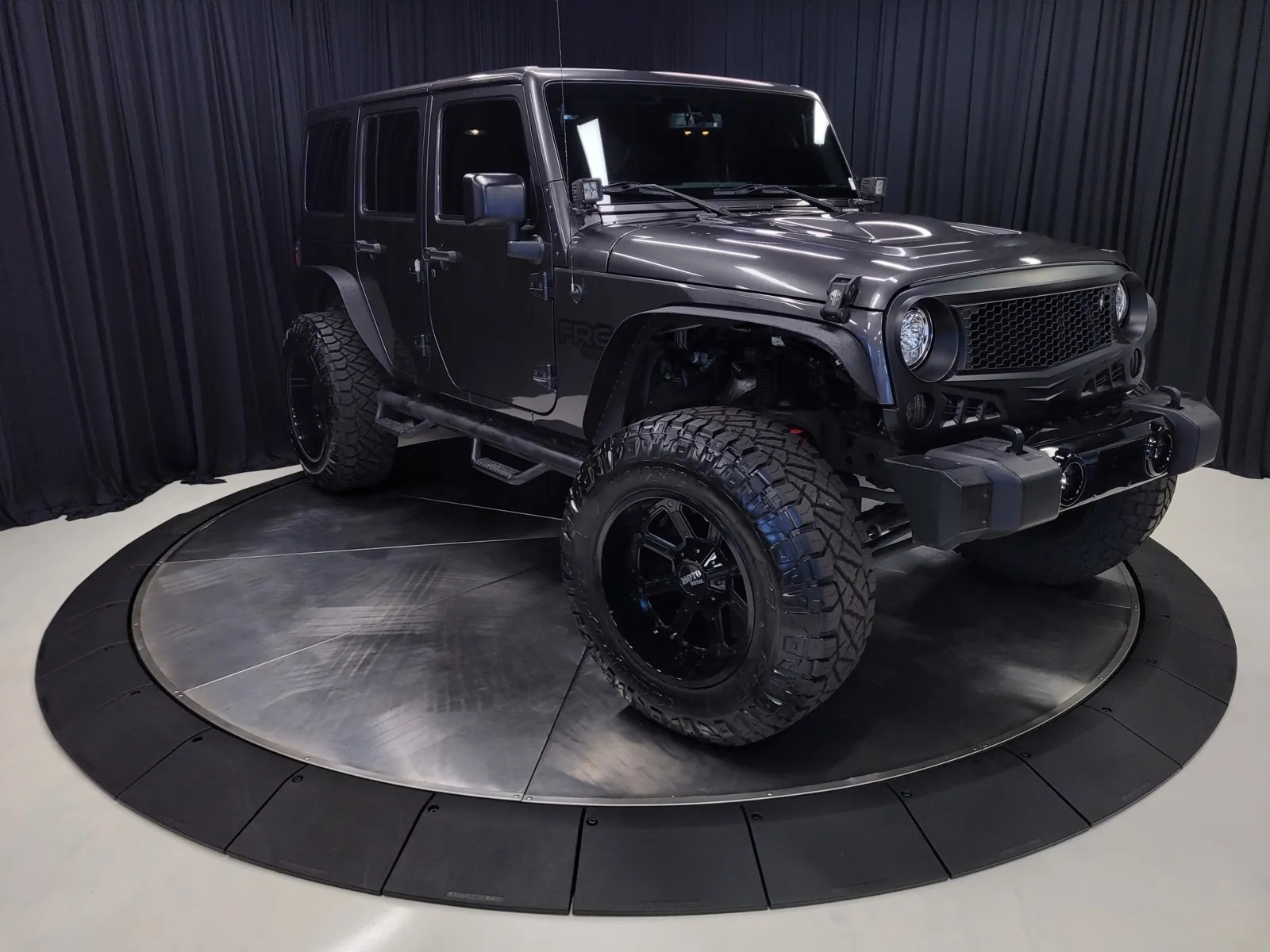 Gray 2018 Jeep Wrangler JK Unlimited Altitude for sale in New Albany, IN
