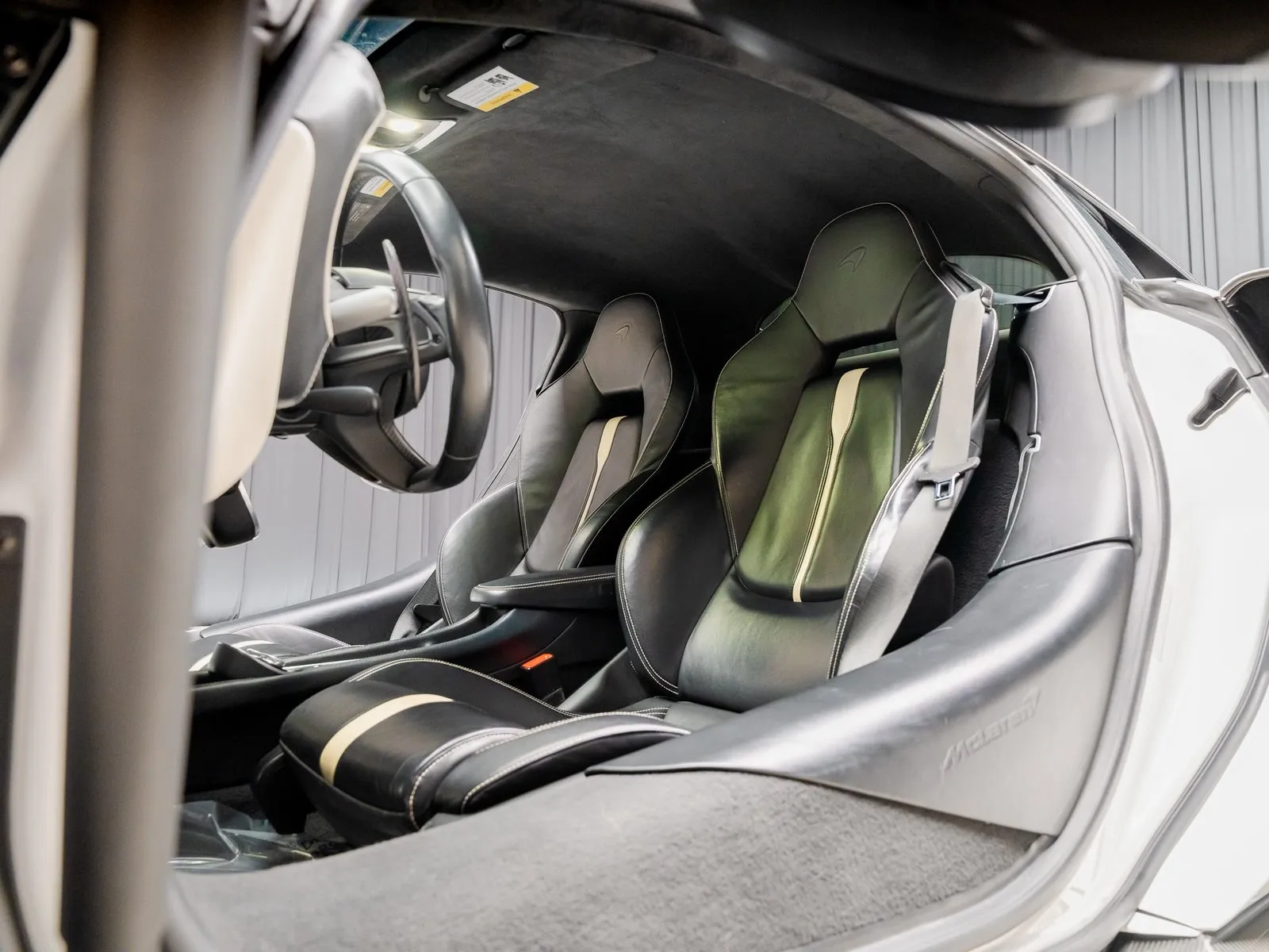 More photos of 2016 McLaren 570S at HyperCars, IN